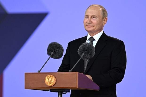Не выучили урок истории: Путин назвал глупостью попытки Запада «отменить Россию»