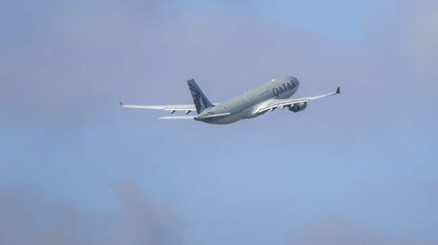 ТАСС: Катар частично открыл воздушное пространство