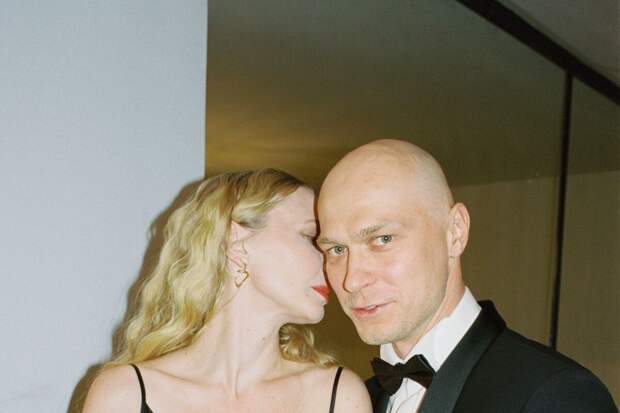 Актриса Анна Шевчук снялась на премии "Ника" в серьгах за 1,1 млн рублей