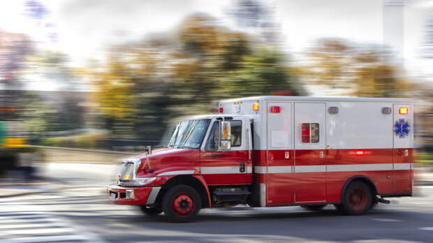 В США упал в обморок находившийся за спиной Трампа участник митинга