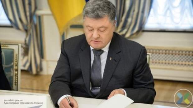 Порошенко сделал ставку на радикалов: Украине перед выборами нужна война в Донбассе 
