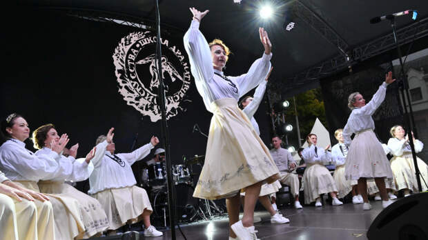 Собянин рассказал о поддержке учащихся московских школ и колледжей искусств