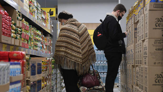 Перешли на дешевое: как россияне экономят на еде