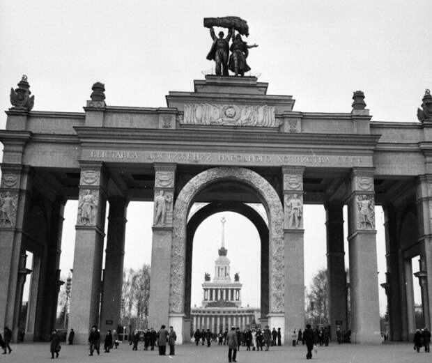 25 архивных фото ВДНХ, которые будут интересны не только москвичам