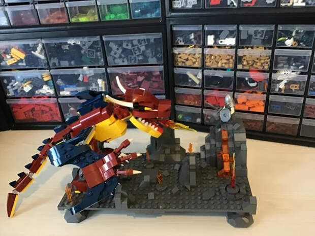 Самые разнообразные поделки от любителей LEGO