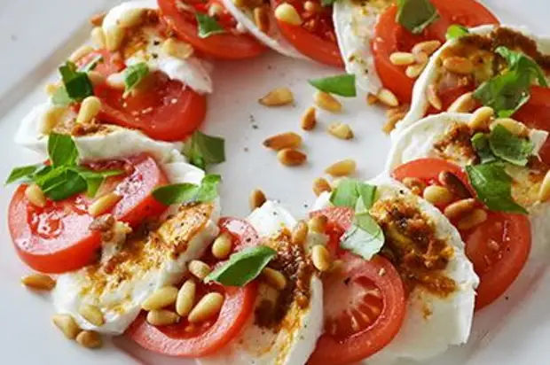 Как приготовить помидоры с сыром. Потрясающе вкусные и простые рецепты
