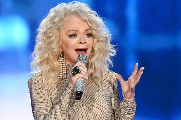 Долина отказалась отдавать ключи от квартиры Лурье