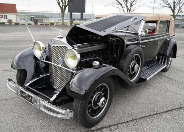 Кабриолет Mercedes-Benz 770K из музея гоночной трассы Индианаполиса