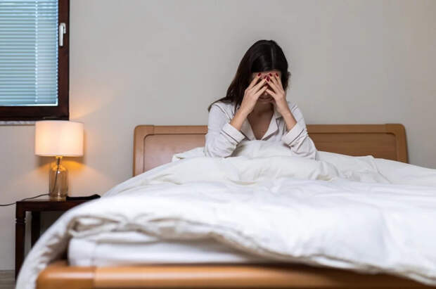 Психолог Наумова объяснила, почему совместный сон может разрушить отношения