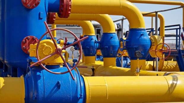 Цены на газ в Европе опустилась ниже 700 долларов за тысячу кубометров