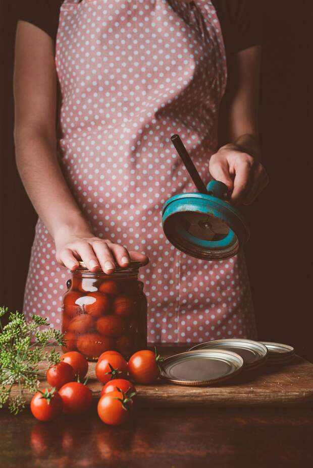 как замариновать помидоры без уксуса