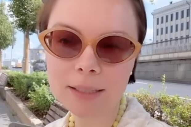 Канал «Светский хроник»: Брухунова взяла аскезу на роскошь вслед за Киркоровым