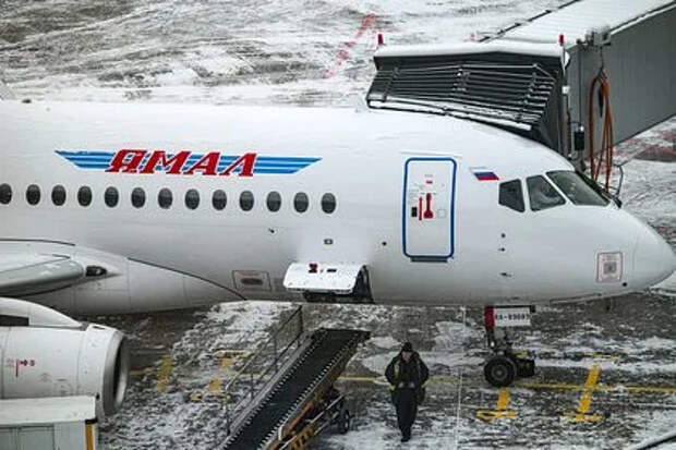 Из-за снегопада в Москве произошла массовая задержка рейсов