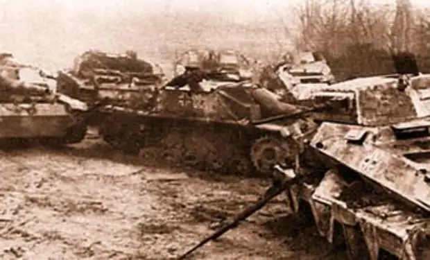 22 подбитых танка за 30 минут: подвиг Зиновия Колобанова