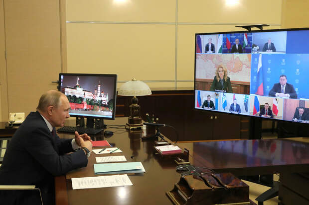 Путин посоветовал Собянину «не прибедняться»