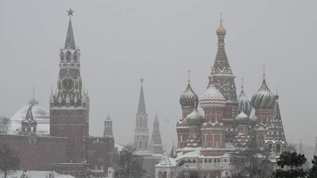 Синоптик Леус спрогнозировал небольшой снег и облачность в Москве