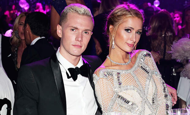 Младший брат Пэрис Хилтон назвал дочь в честь поселка, где она была зачата