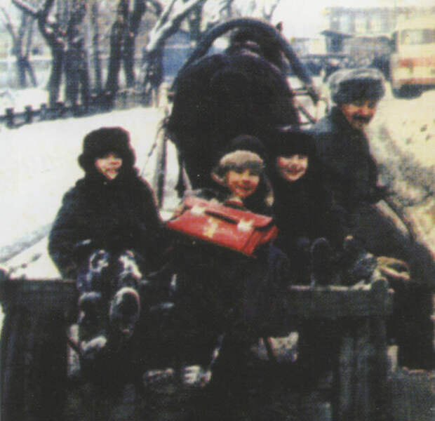 Асгат Галимзянов с детьми