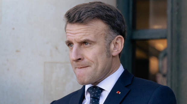 Имя Макрона более 200 раз упоминается в материалах Эпштейна