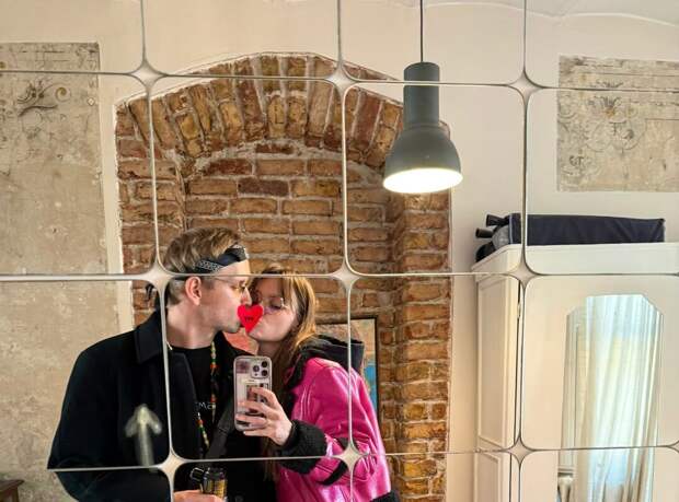 Актриса Ангелина Стречина рассказала, что улетела с мужем из России