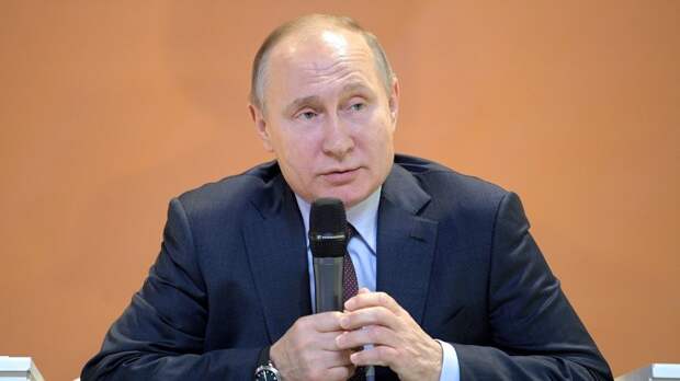 Рабочие «Уралвагонзавода» пожелали Путину успеха на выборах президента России