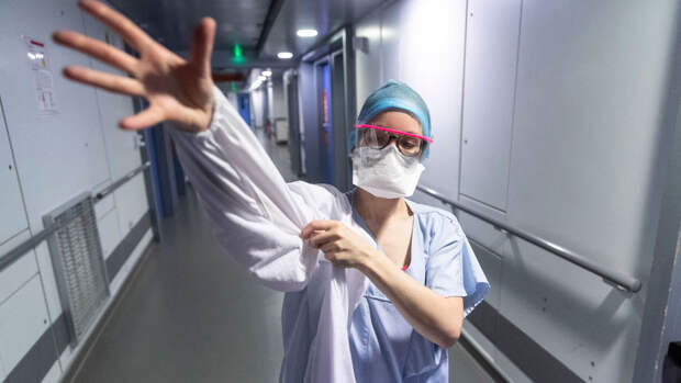 Figaro: две тысячи самозанятых врачей временно уедут из Франции в знак протеста