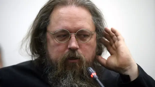 Епархиальный суд Москвы лишил сана протодиакона Кураева