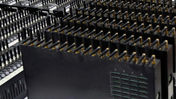 Двух пособников телефонных мошенников арестовали в Кузбассе