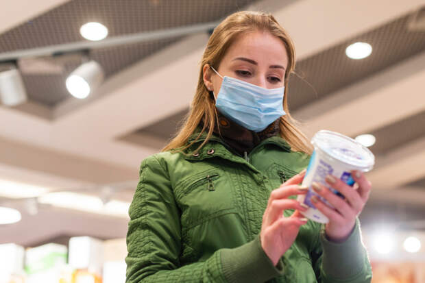 Вместо молока - крахмал и пальмовое масло: Фальсификат сметаны заполняет прилавки