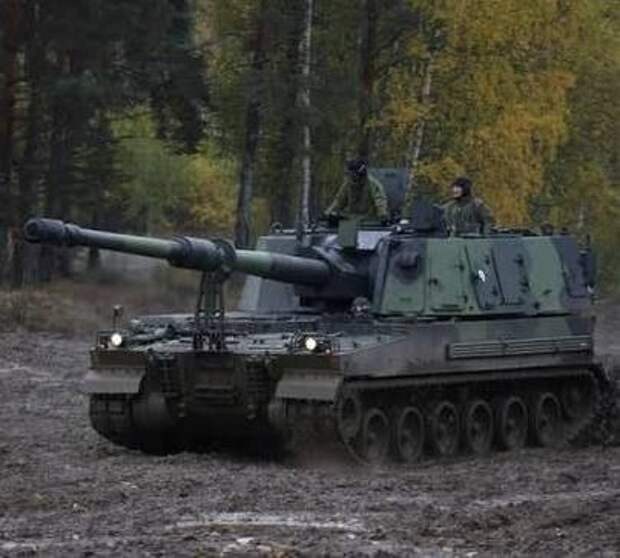 ⚡️Финляндия выставит на границе с Россией больше сотни гаубиц