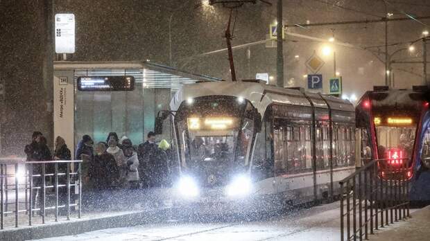 Москвичей предупредили о возможных задержках трамваев из-за непогоды