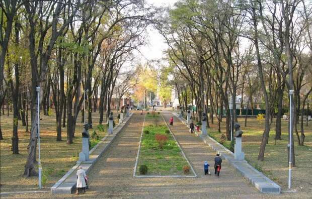 Севастопольский парк Днепропетровска освободили от Севастополя