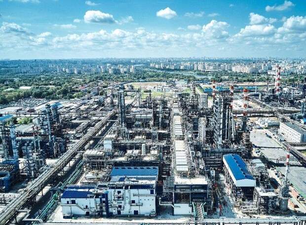 Московский НПЗ – флагман преобразований столичной промышленности / Фото: Сергей Шинов
