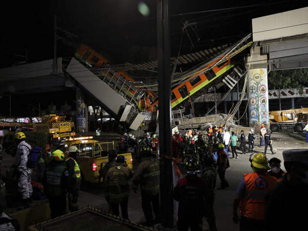 Выяснились подробности трагедии в метро Мехико: два вагона повисли