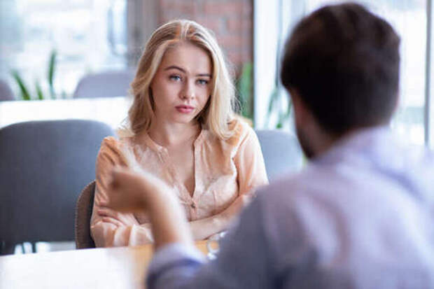 Первая фраза: ключ к доверию или провал?