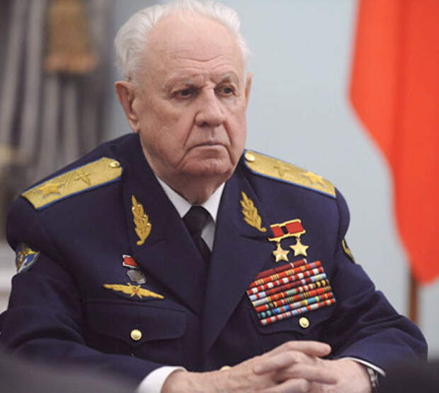 Александр Николаевич Ефимов – маршал неба, к 100-летию!
