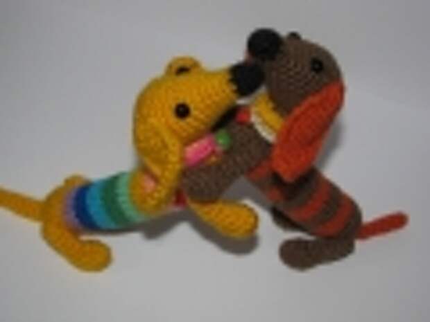 Вязаная собачка крючком Вязаная собачка крючком