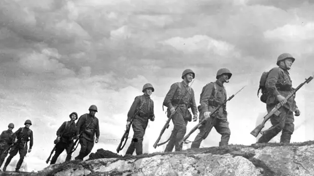 ФСБ рассекретила доказательства попыток США дискредитировать РККА в годы Великой Отечественной