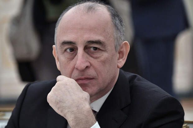 Коков заявил о безумии западных политиков, допускающих применение ЯО