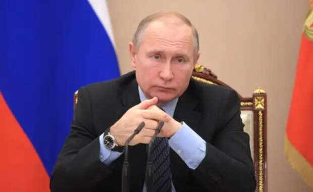 Путин запретил Медведеву хранить деньги за границей