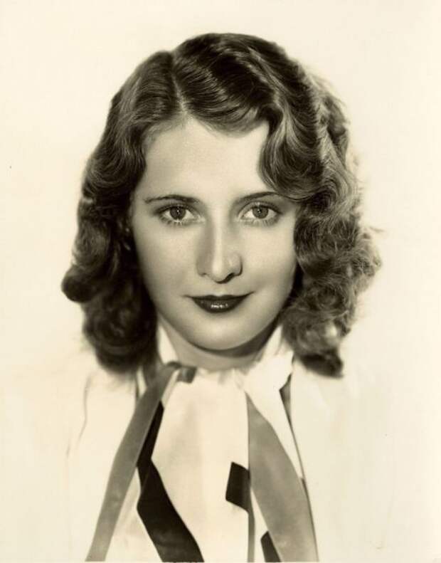 Американская киноактриса была четырежды номинирована на премию «Оскар» в период с 1930-го по 1940-й год.
