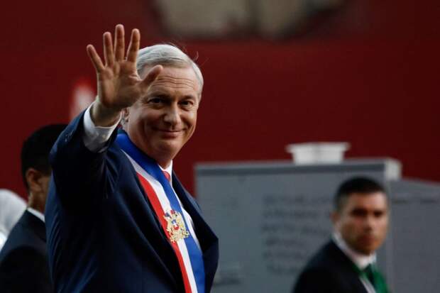 Хосе Антонио Каст официально вступил в должность президента Чили