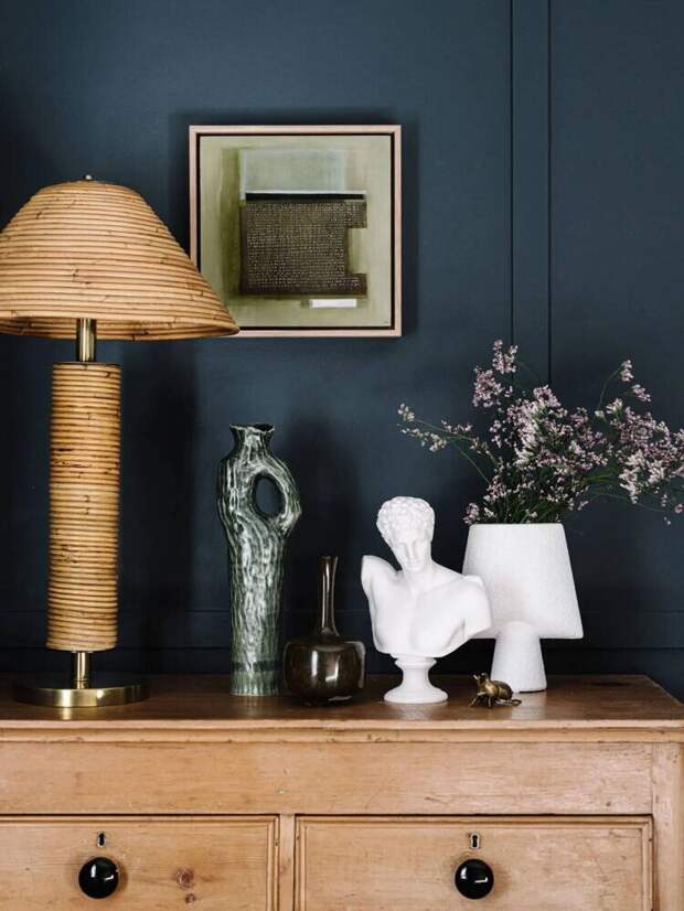 Жизнь часто забрасывает нас довольно далеко от тех мест, где мы родились и провели своё детство.-8-2