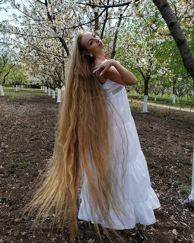 Златовласка из Одессы не стригла волосы 30 лет