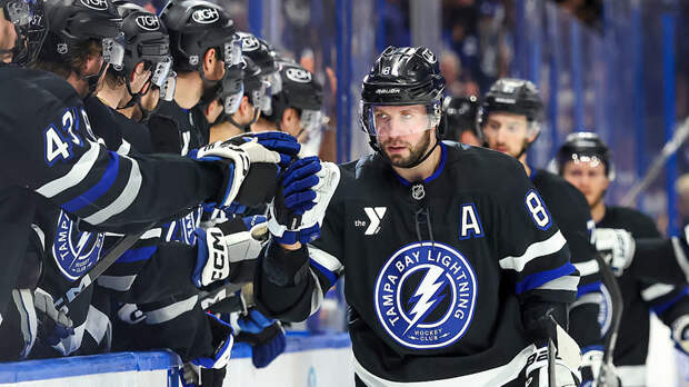 Кучеров вплотную приблизился к Макдэвиду в гонке бомбардиров НХЛ