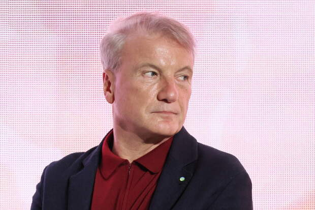 Греф предупредил о перспективе жизни среди роботов