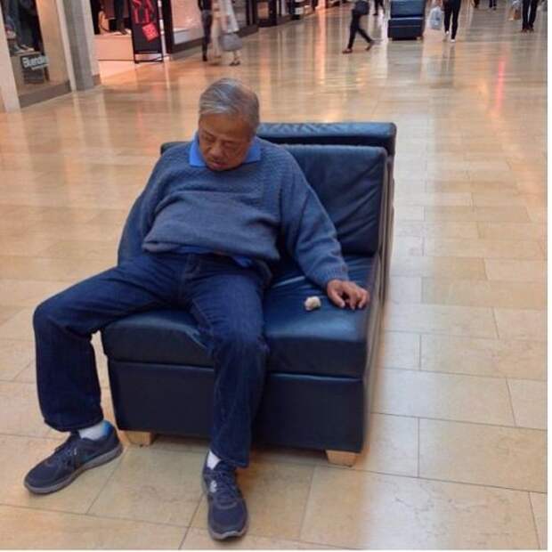 guys waiting for girls 4 Guys waiting for girls: weve all been there (30 Photos)