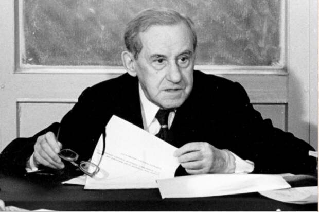 «Патологически грамотный»