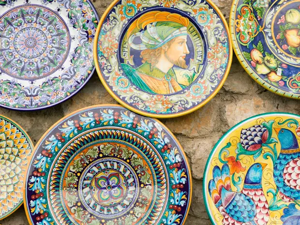 Красочное Амальфитанское побережье Сорренто, побережье, пляжи, Амальфи, Равелло, Амальфитанское, архитектурных, одним, город, Живописный, городе, здание, самое, высокое, которого, куполом, керамическим, СанДженнаро, церковь, культурой
