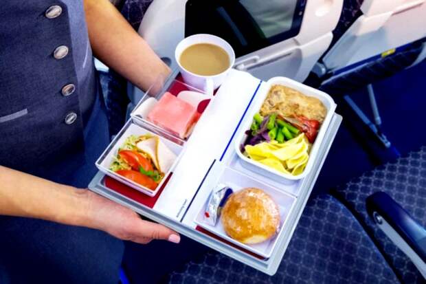 Не все так однозначно с безвкусной едой в самолете. /Фото: biletik.aero